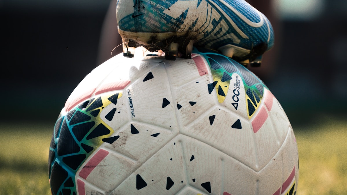 The Press Explained: Triggers, Traps and How Elite Teams Win the Ball Back